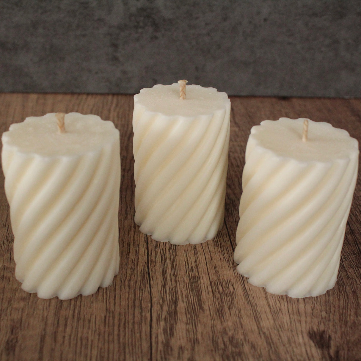 Line Pillar  - Event Favours